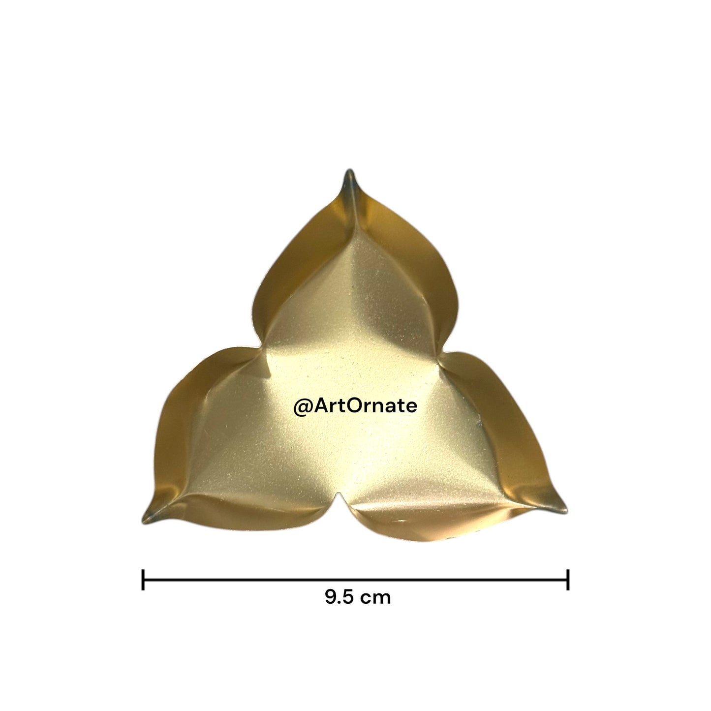 Artisan-crafted brass candle urli for handmade candles, suitable for Diwali, Navratri and Ganesh Chaturthi celebrations and Home decor