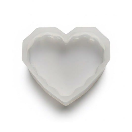 Buy diamond edge heart silicone mould online India. Geometric heart shape for professional resin artists and DIY home decor projects
